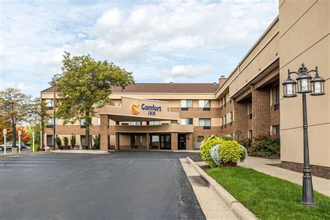 kentwood mi hotels|comfort inn & suites kent.